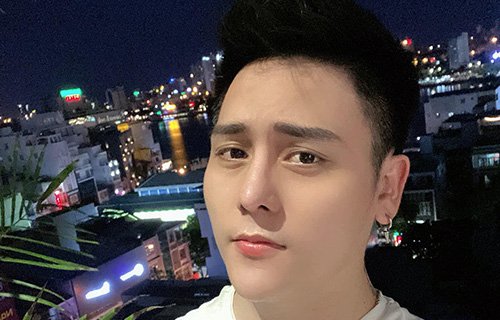 Anh chàng soái ca Hoàng Royal lại tung clip thả thính khiến chị em đau tim